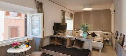 Rhea Silvia Luxury Navona