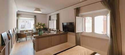 Rhea Silvia Luxury Navona