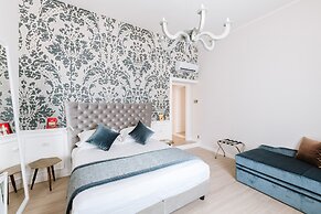 Rhea Silvia Luxury Navona