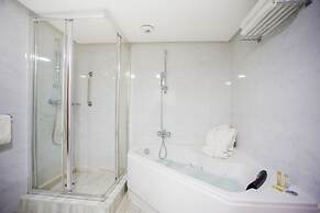 Fredj Hotel and Spa
