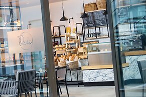 Renaissance Pattaya Resort & Spa