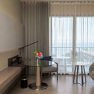 Renaissance Pattaya Resort & Spa