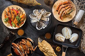 Renaissance Pattaya Resort & Spa