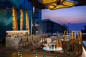 Renaissance Pattaya Resort & Spa