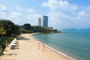 Renaissance Pattaya Resort & Spa