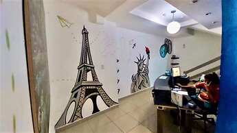 Hotel del Paseo - Hostel