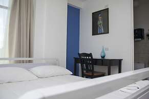 Hotel del Paseo - Hostel