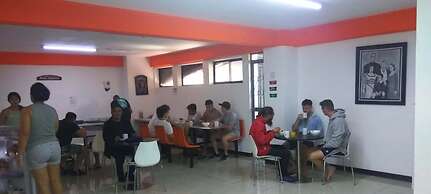 Hotel del Paseo - Hostel