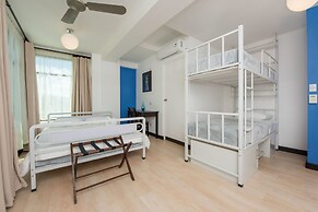 Hotel del Paseo - Hostel