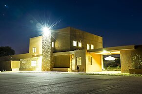 El Suto Aparthotel