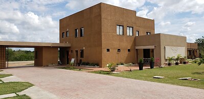 El Suto Aparthotel