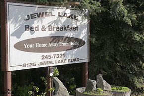 Jewel Lake Bed and Breakfast