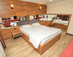 Hill Suites