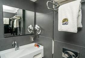 216 Eagle Palace Suite