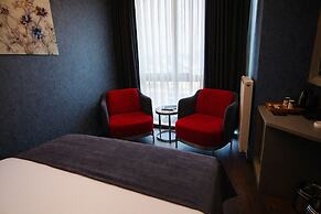 216 Eagle Palace Suite
