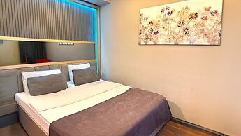 216 Eagle Palace Suite