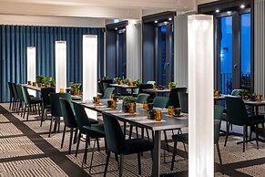 The Midtown Hotel by The New Yorker