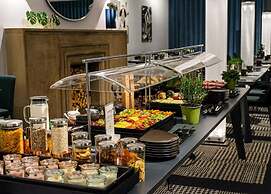 The Midtown Hotel by The New Yorker