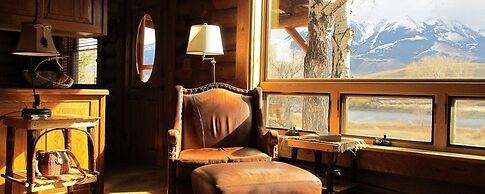 Paradise Gateway B&B and Vacation Homes