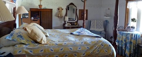 Paradise Gateway B&B and Vacation Homes