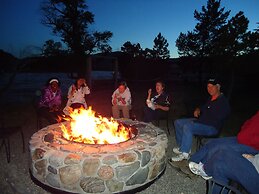 Paradise Gateway B&B and Vacation Homes