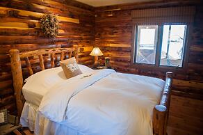 Paradise Gateway B&B and Vacation Homes