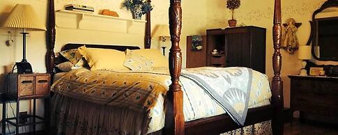 Paradise Gateway B&B and Vacation Homes