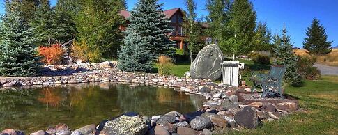 Paradise Gateway B&B and Vacation Homes