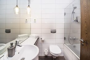 Bella Apartments & Rooms