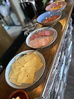 Bella Apartments & Rooms