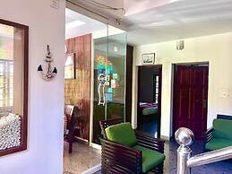 Fortkochi Beach Inn