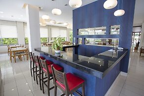 Cilek Marina Hotel