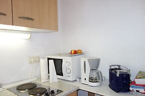 Tolstov-Hotels Big Room Apartment