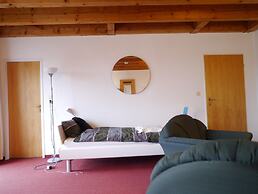 Tolstov-Hotels Big Room Apartment