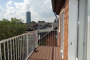 Tolstov-Hotels Big Room Apartment