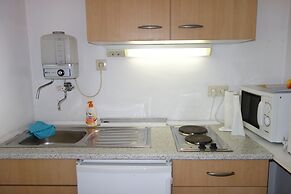 Tolstov-Hotels Big Room Apartment