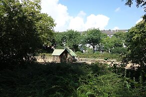 Tolstov-Hotels Big Room Apartment