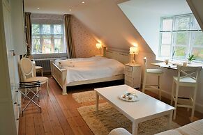 Jungshoved Præstegård