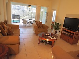 Deluxe Homes with Private Pool by SVV