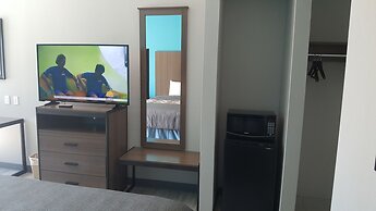 Haven Inn & Suites Willowbrook