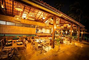 Costa Dourada Village