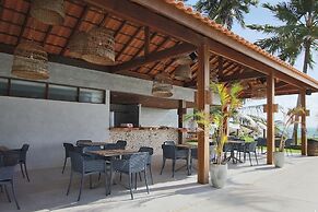 Costa Dourada Village