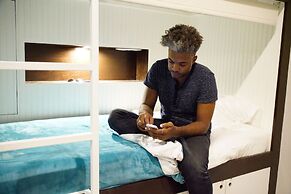 Bed & Bike Curacao Hostel