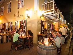 Bed & Bike Curacao Hostel