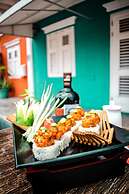 Bed & Bike Curacao Hotel