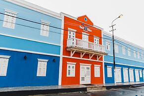 Bed & Bike Curacao Hotel