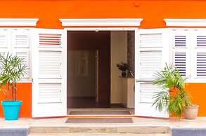 Bed & Bike Curacao Hotel