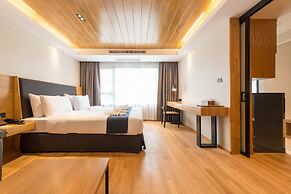 Asana Hotel & Residence