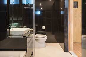 Asana Hotel & Residence