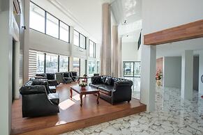 Chanthaburi Center Hotel